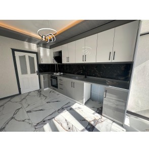 ÇAMBAŞI CADDESİNE KOMSU 3+1 KATTA ÖN CEPHE ULTRA LÜKS TASARIM