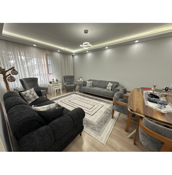 OVACIK MERKEZDE 3+1 KATTA ÖN CEPHE FULL YAPILI DAİRE
