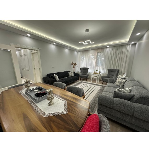 OVACIK MERKEZDE 3+1 KATTA ÖN CEPHE FULL YAPILI DAİRE