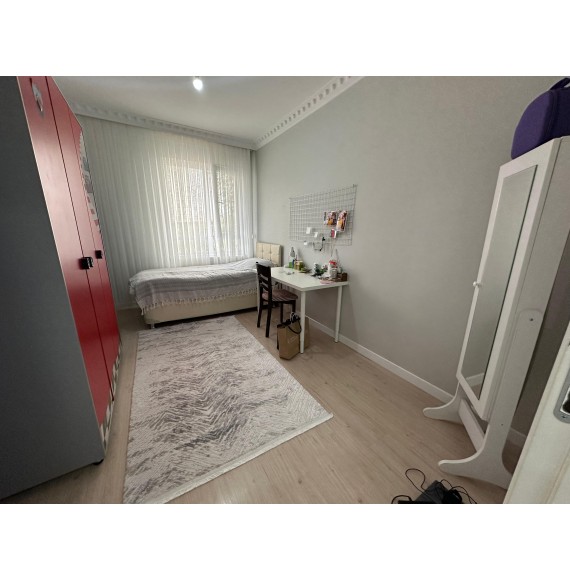 OVACIK MERKEZDE 3+1 KATTA ÖN CEPHE FULL YAPILI DAİRE