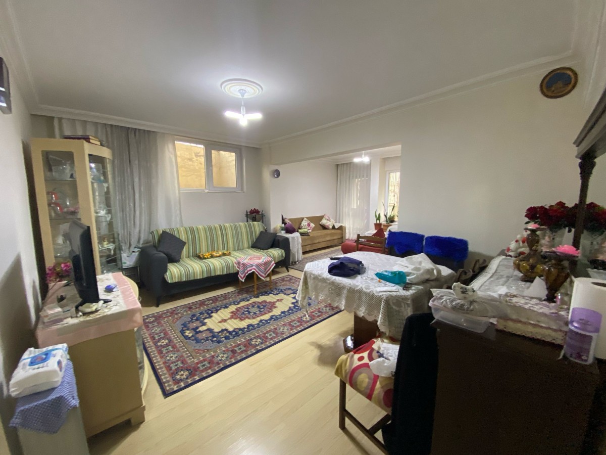 SANATORYUM CADDE ÜZERİ 2+1...