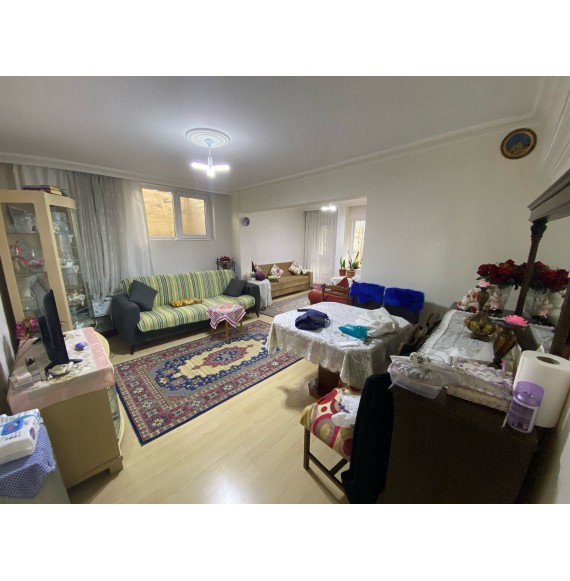 SANATORYUM CADDE ÜZERİ 2+1 BAHCEKATI DAİRE