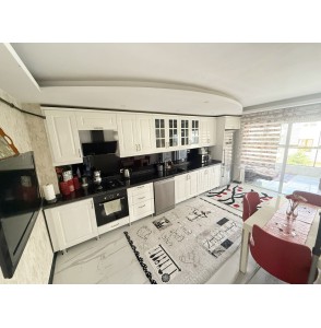 ÇAMBAŞI CADDESİNE KOMŞU 4+1 ULTRA LÜKS YAPILI TERAS BALKONLU