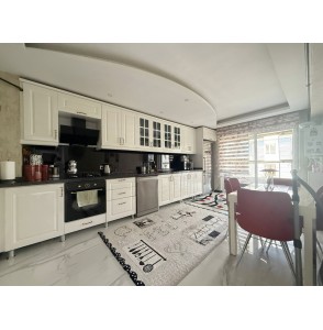 ÇAMBAŞI CADDESİNE KOMŞU 4+1 ULTRA LÜKS YAPILI TERAS BALKONLU