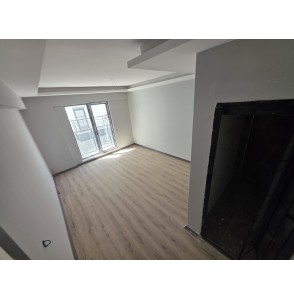 ÖZLEM CADDESİ YAKINI 3+1 FULL YAPILI SIFIR EXTRA GENİŞLİKTE