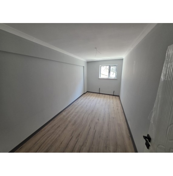 ÖZLEM CADDESİ YAKINI 3+1 FULL YAPILI SIFIR EXTRA GENİŞLİKTE