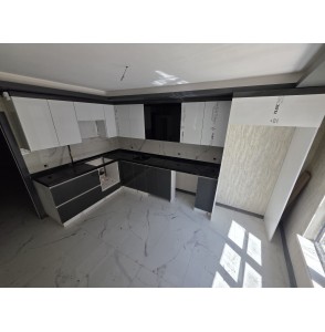 ÖZLEM CADDESİ YAKINI 3+1 FULL YAPILI SIFIR EXTRA GENİŞLİKTE