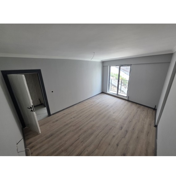 ÖZLEM CADDESİ YAKINI 3+1 FULL YAPILI SIFIR EXTRA GENİŞLİKTE