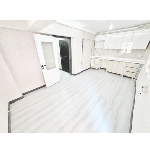 540 CADDE YAKINI 2+1 AMERIKAN MUTFAKLI KOMPLE YENILENMIS DAİRE