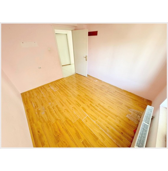 AŞIK VEYSEL CADDESİ YAKINI 3+1 KAT KONUMUNDA MASRAFSIZ