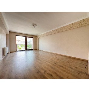 ESERTEPE CADDE ÜZERİ 3+1 KATTA FULL YAPILI DAİRE