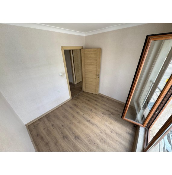 ESERTEPE CADDE ÜZERİ 3+1 KATTA FULL YAPILI DAİRE