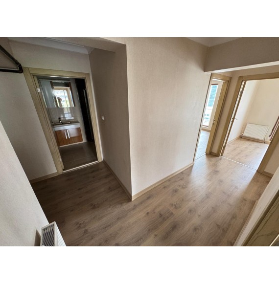 ESERTEPE CADDE ÜZERİ 3+1 KATTA FULL YAPILI DAİRE