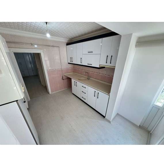 ESERTEPE ANA CADDE ÜZERİ  2+1 ASANSÖRLÜ SATILIK DAİRE