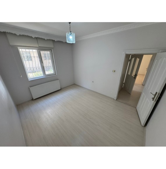 ESERTEPE ANA CADDE ÜZERİ  2+1 ASANSÖRLÜ SATILIK DAİRE