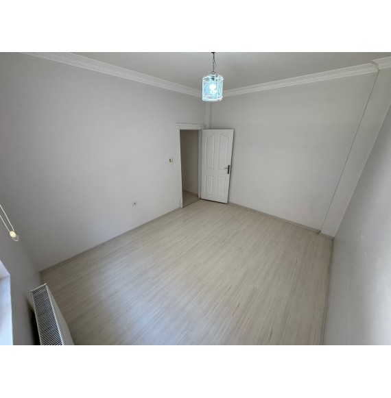 ESERTEPE ANA CADDE ÜZERİ  2+1 ASANSÖRLÜ SATILIK DAİRE