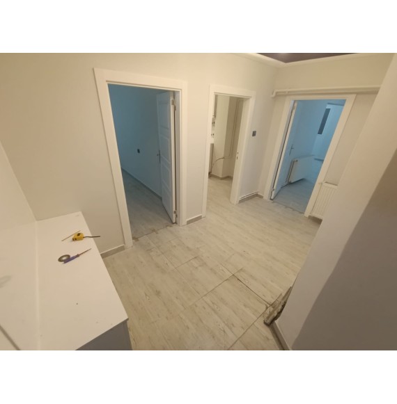 ESERTEPEDE CADDE ÜZERİ 2+1 FULL YAPILI SATILIK DAİRE