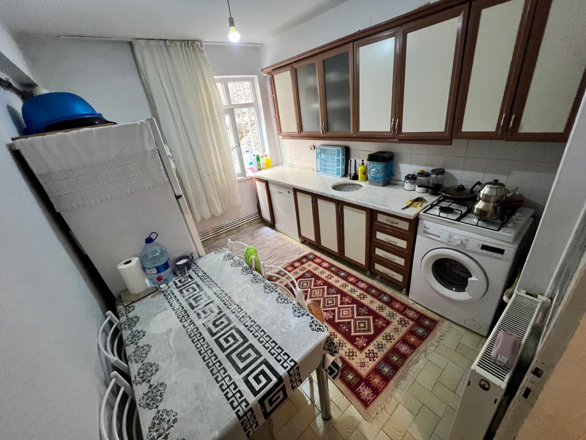 ETLİK CADDEYE YAKIN 3+1...