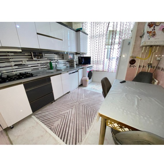 ATAPARK CADDE KENARI GENİŞ YAPILI 3+1MASRAFSIZ SATILIK DAİRE