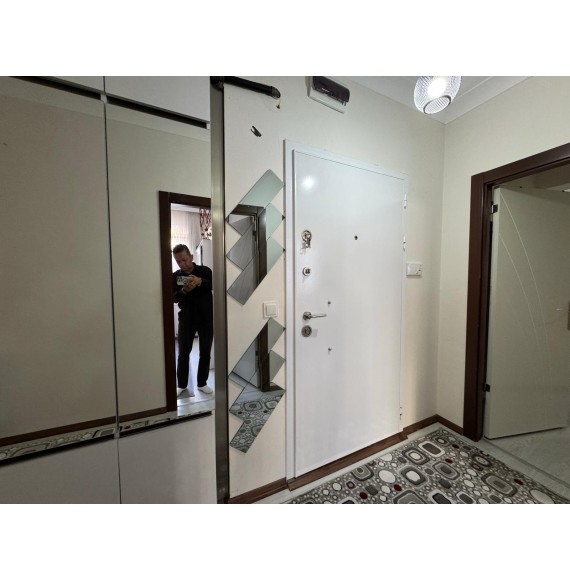 KARAKAYA COŞKUNDA 4+1 ASANSÖRLÜ İSKANLI YENİ BİNADA YAPILI SATILIK DAİRE