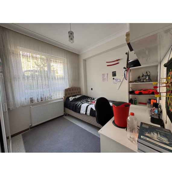 KARAKAYA COŞKUNDA 4+1 ASANSÖRLÜ İSKANLI YENİ BİNADA YAPILI SATILIK DAİRE