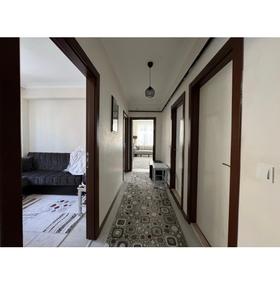 KARAKAYA COŞKUNDA 4+1 ASANSÖRLÜ İSKANLI YENİ BİNADA YAPILI SATILIK DAİRE