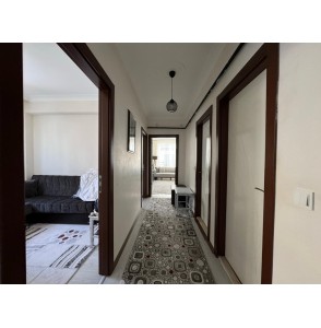 KARAKAYA COŞKUNDA 4+1 ASANSÖRLÜ İSKANLI YENİ BİNADA YAPILI SATILIK DAİRE