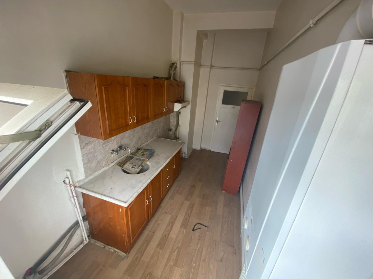 KEÇİÖREN ETLİKTE YATIRIMLIK...