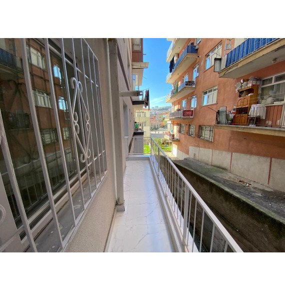 HAYAT KOLEJI YAKINI 2+1 MASRAFSIZ YAPILI SATILIK DAİRE