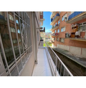 HAYAT KOLEJI YAKINI 2+1 MASRAFSIZ YAPILI SATILIK DAİRE