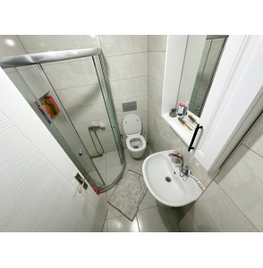 YAYLA'DA ASANSÖRLÜ BİNADA 2+1 YAPILI MASRAFSIZ GENİŞ SATILIK DAİRE