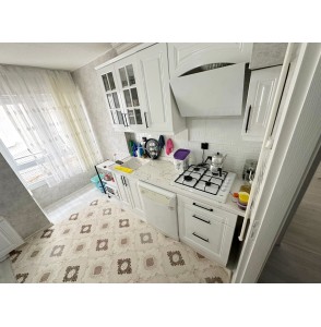 YAYLA'DA ASANSÖRLÜ BİNADA 2+1 YAPILI MASRAFSIZ GENİŞ SATILIK DAİRE