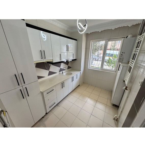 HAYAT KOLEJI YAKINI 2+1 MASRAFSIZ YAPILI SATILIK DAİRE