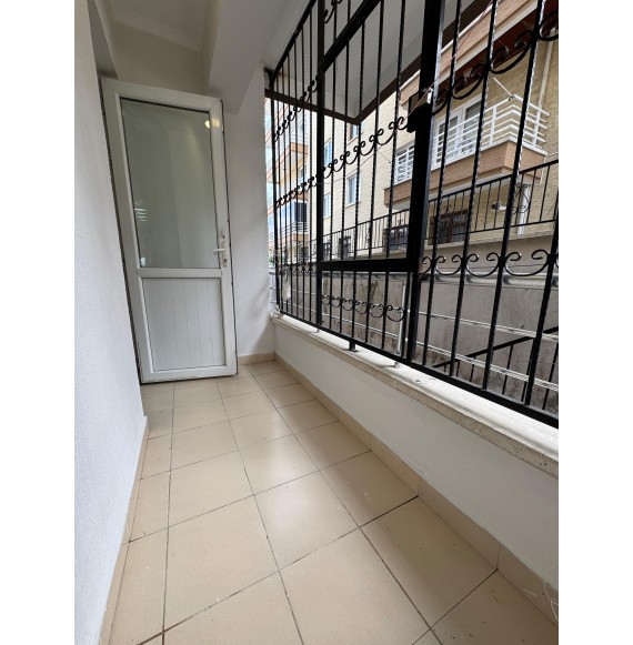 HAYAT KOLEJI YAKINI 2+1 MASRAFSIZ YAPILI SATILIK DAİRE