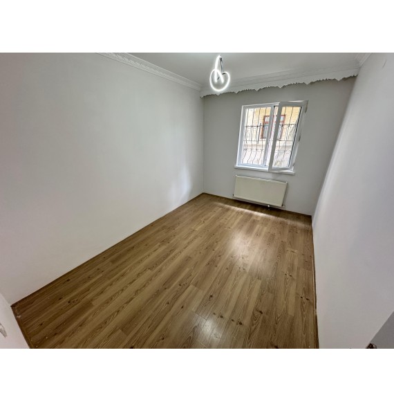 HAYAT KOLEJI YAKINI 2+1 MASRAFSIZ YAPILI SATILIK DAİRE