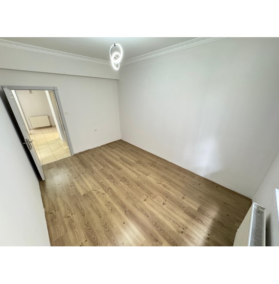 HAYAT KOLEJI YAKINI 2+1 MASRAFSIZ YAPILI SATILIK DAİRE