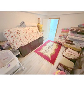 YAYLA'DA ASANSÖRLÜ BİNADA 3+1 GENİŞ YAPILI MASRAFSIZ SATILIK DAİRE