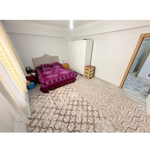 YAYLA'DA ASANSÖRLÜ BİNADA 3+1 GENİŞ YAPILI MASRAFSIZ SATILIK DAİRE