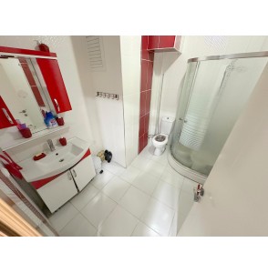 YAYLA'DA ASANSÖRLÜ BİNADA 3+1 GENİŞ YAPILI MASRAFSIZ SATILIK DAİRE