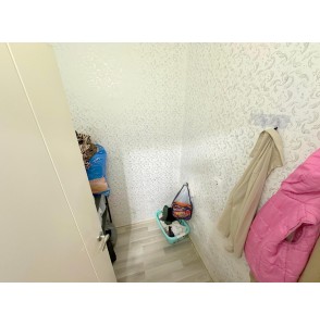 YAYLA'DA ASANSÖRLÜ BİNADA 3+1 GENİŞ YAPILI MASRAFSIZ SATILIK DAİRE