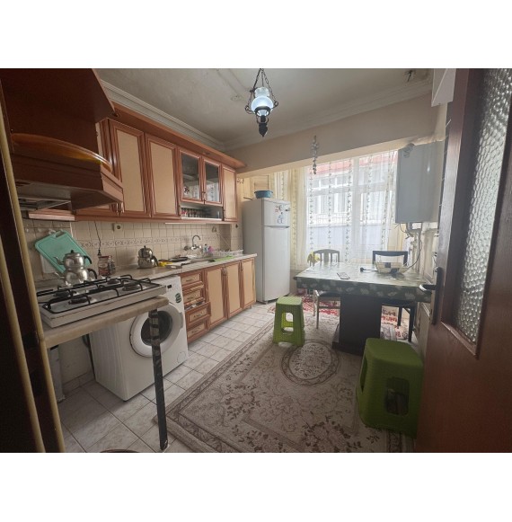 KAFKASLAR'DA 3. KAT AÇIK-KAPALI BALKONLU 3+1 GENİŞ MASRAFSIZ DAİRE