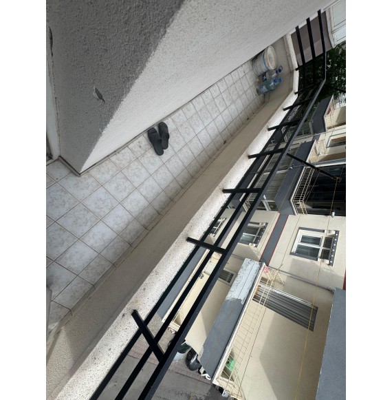 KAFKASLAR'DA 3. KAT AÇIK-KAPALI BALKONLU 3+1 GENİŞ MASRAFSIZ DAİRE