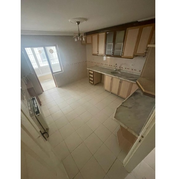 ATAPARK'TA 4+1 GENİŞ MASRAFSIZ ASANSÖRLÜ SATILIK DAİRE