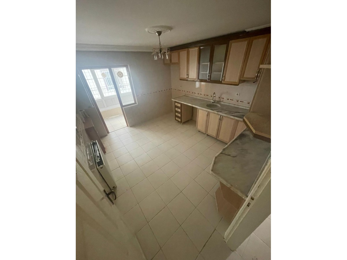 ATAPARK'TA 4+1 GENİŞ...