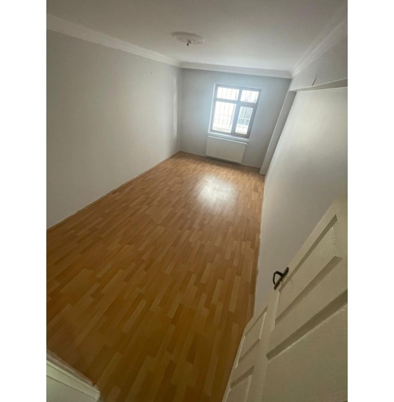 ATAPARK'TA 4+1 GENİŞ MASRAFSIZ ASANSÖRLÜ SATILIK DAİRE