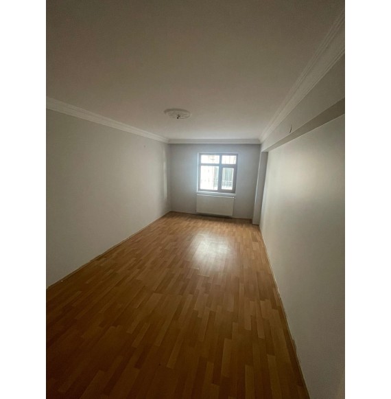 ATAPARK'TA 4+1 GENİŞ MASRAFSIZ ASANSÖRLÜ SATILIK DAİRE