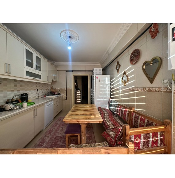 KEÇİÖREN ESERTEPE'DE BULVAR YAKINI 3+1 YAPILI MASRAFSIZ SATILIK DAİRE