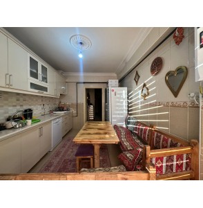 KEÇİÖREN ESERTEPE'DE BULVAR YAKINI 3+1 YAPILI MASRAFSIZ SATILIK DAİRE