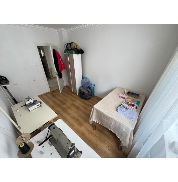 KANUNİ'DE 3+1 GENİŞ YAPILI MASRAFSIZ SATILIK DAİRE