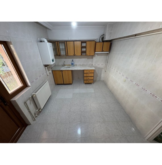 UFUKTEPE'DE 4+1 GENİŞ MASRAFSIZ KENDİNE AİT BAHÇELİ SATILIK DAİRE